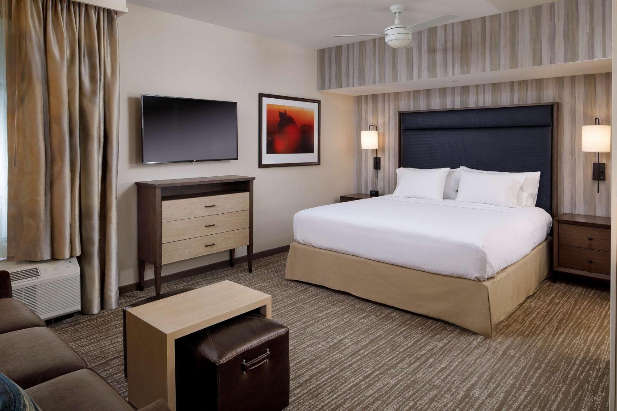 Homewood By Hilton Downtown Hotel Louisville