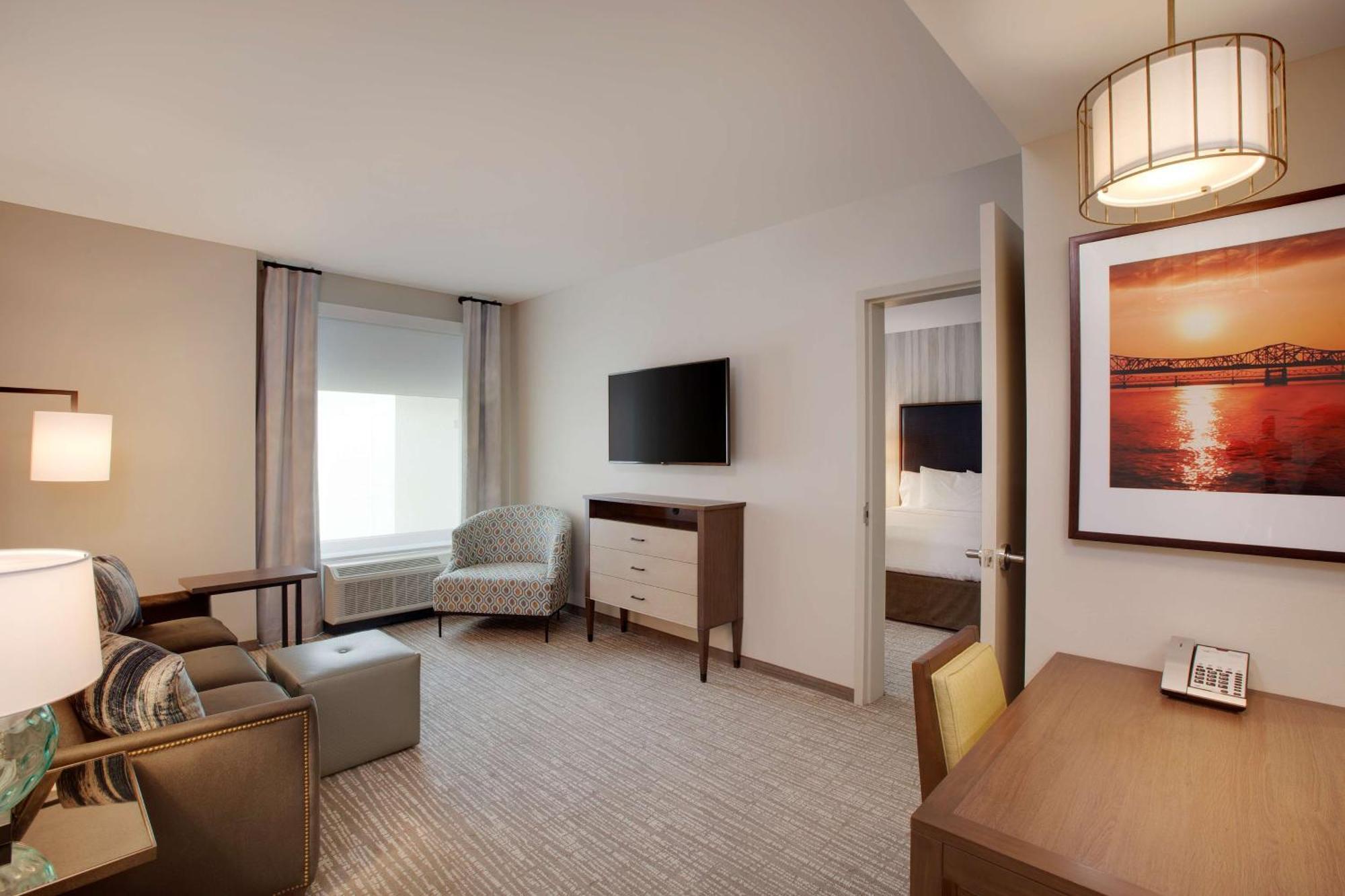 Hotel Homewood By Hilton Downtown 3*